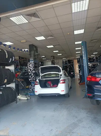 Tyre & Battery Repair and Replacement - 24 Hour Emergency Tyre & Battery Service