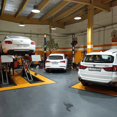 Orange Auto - BMW Mercedes Porsche GMC Nissan Mitsubishi Toyota Repair Dubai