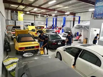 Slick Custom Auto workshop