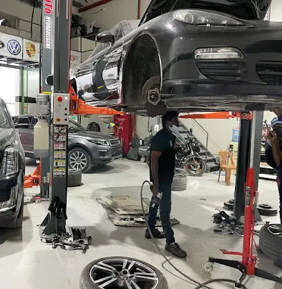 Arabian Horse Auto Maint.Workshop sharjah workshop