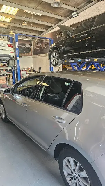 Dyno Star Auto Repairing Garage workshop