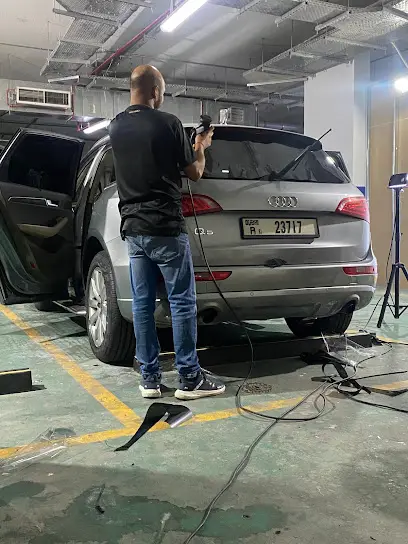 Fasttrack tint and car accessories workshop