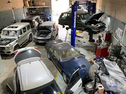 Clutch Auto Repairing Garage workshop